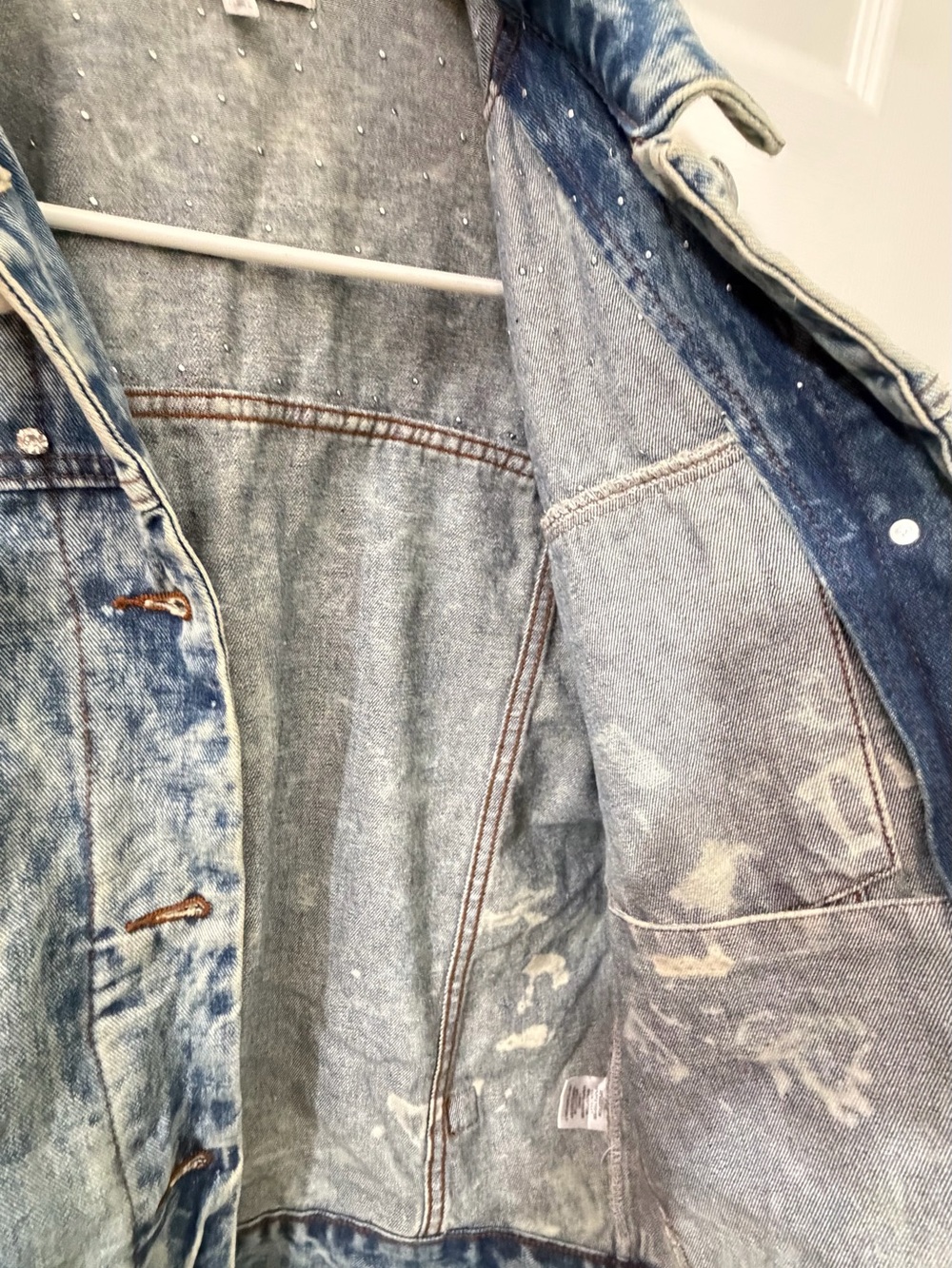 Veveret Pearl Rhinestone Embellished Acid Wash Denim Jacket Small Oversized Glam - Picture 8 of 11